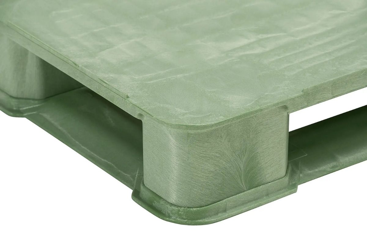 40 x 48 Double Leg Ratchet Solid Top Pallet