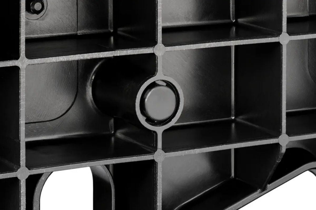 Plastic Nestable Pallets: Space-Saving & Hygienic Solutions